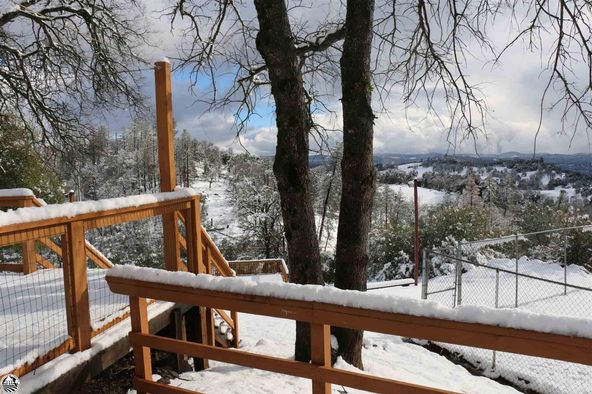 17301 Silver Spur Dr, Tuolumne, CA 95379